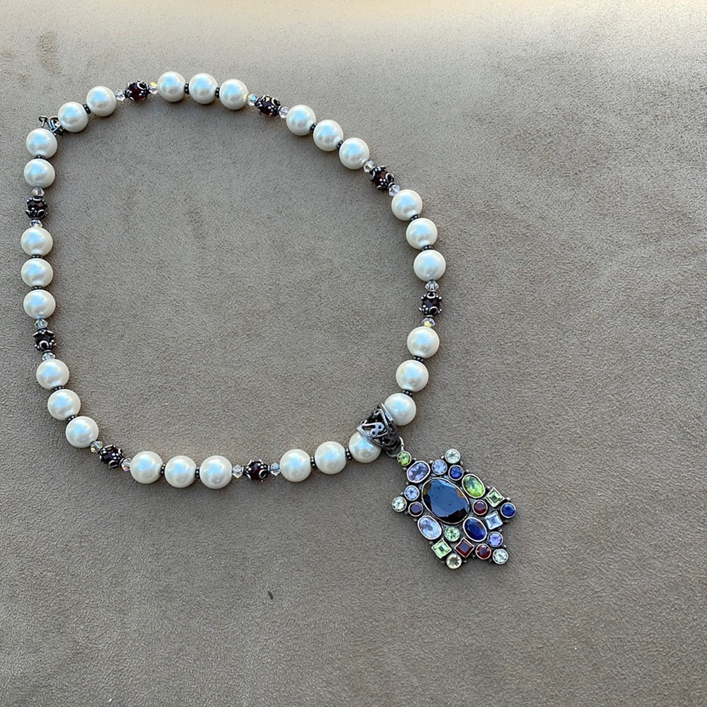 Vintage silver necklace with semi precious stones